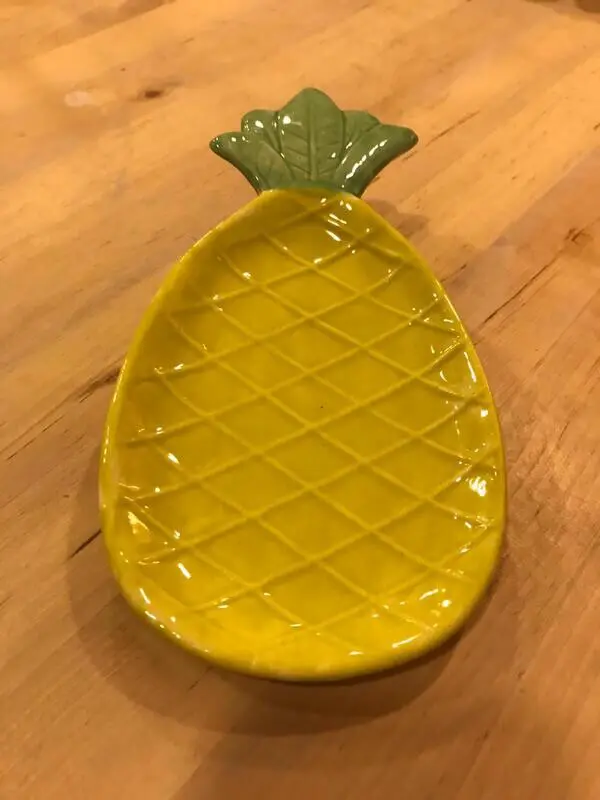 Teller Ananas